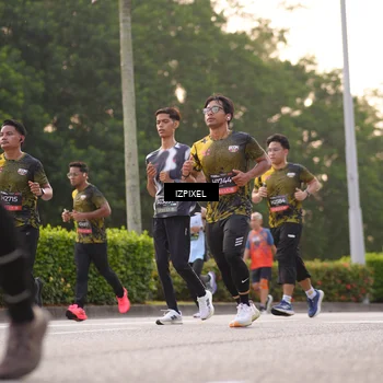 Runner Photo 6397345