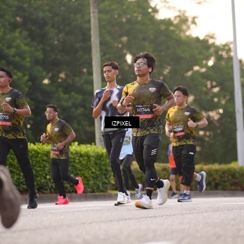 Runner Photo 6397378