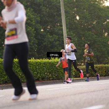 Runner Photo 6397412