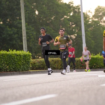 Runner Photo 6397589