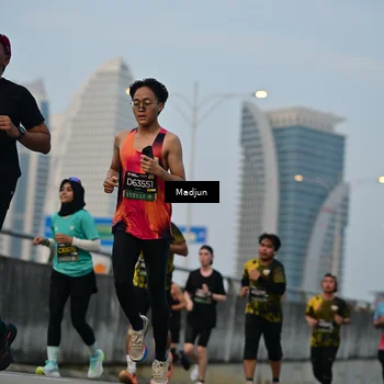 Runner Photo 6397689