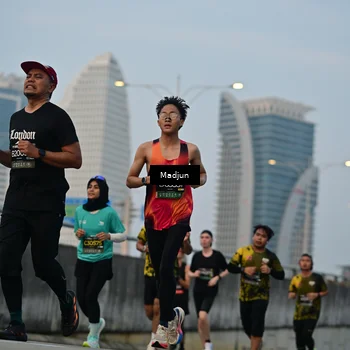 Runner Photo 6397756