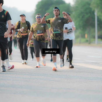 Runner Photo 6397936