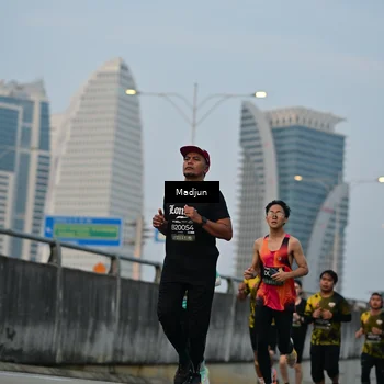 Runner Photo 6397961