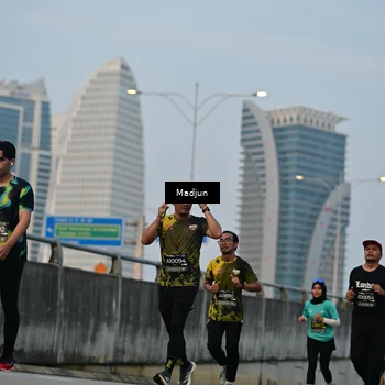 Runner Photo 6397990