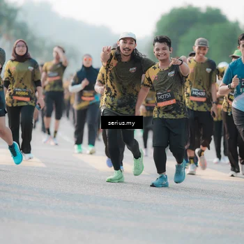 Runner Photo 6398046