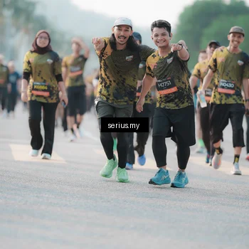Runner Photo 6398058