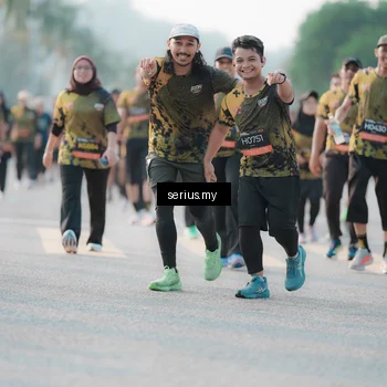 Runner Photo 6398071