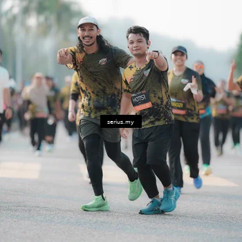 Runner Photo 6398105