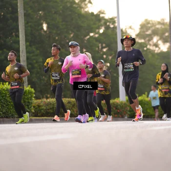 Runner Photo 6398241