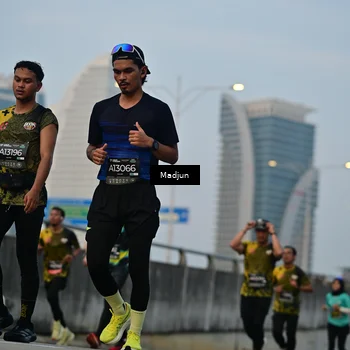 Runner Photo 6398251