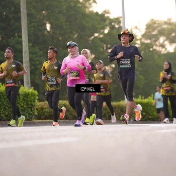 Runner Photo 6398290