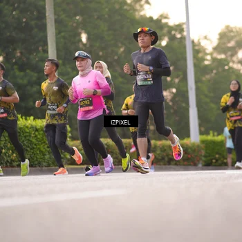 Runner Photo 6398321