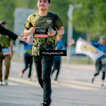 Runner Photo 6398323