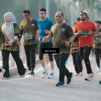 Runner Photo 6398366
