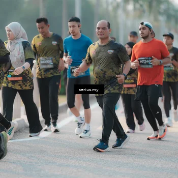 Runner Photo 6398372