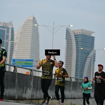 Runner Photo 6398492