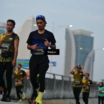 Runner Photo 6398559