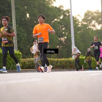 Runner Photo 6398668