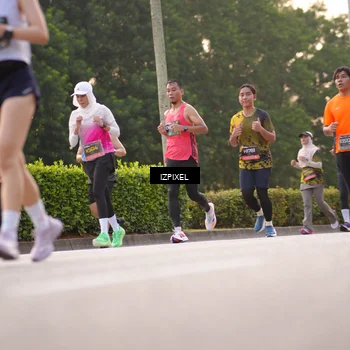 Runner Photo 6398679