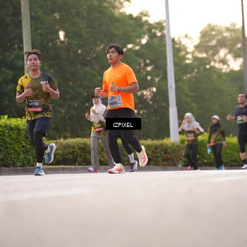 Runner Photo 6398683