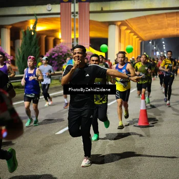 Runner Photo 6398723