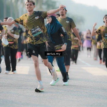 Runner Photo 6398843