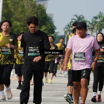 Runner Photo 6398900
