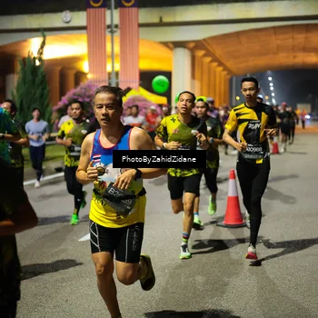 Runner Photo 6398935