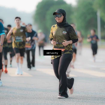 Runner Photo 6398991