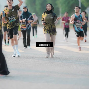 Runner Photo 6399015