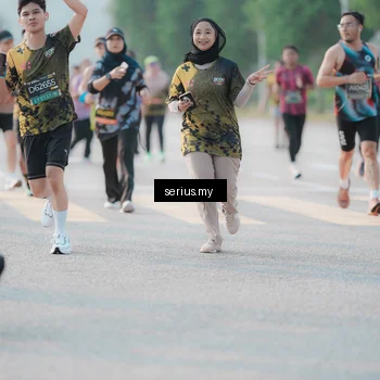 Runner Photo 6399029