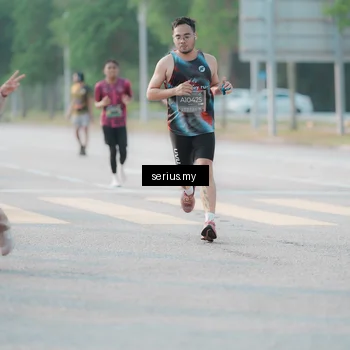 Runner Photo 6399040