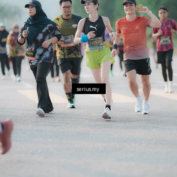 Runner Photo 6399047