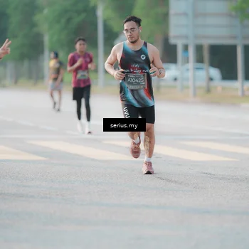 Runner Photo 6399049