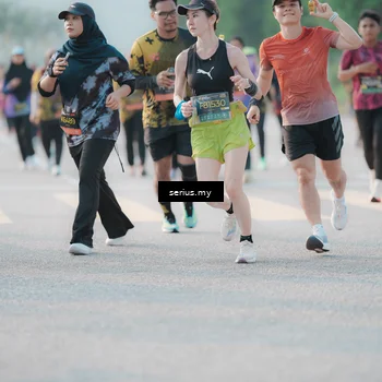 Runner Photo 6399070