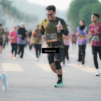Runner Photo 6399095