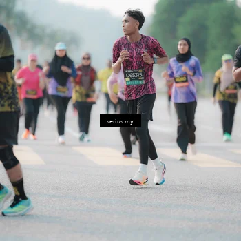 Runner Photo 6399120