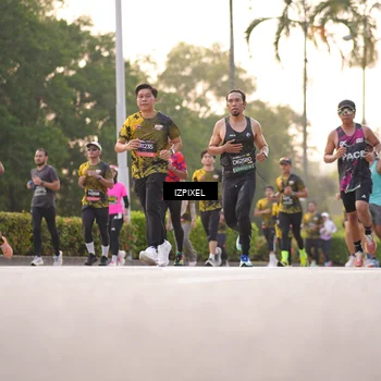 Runner Photo 6399128