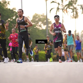 Runner Photo 6399175