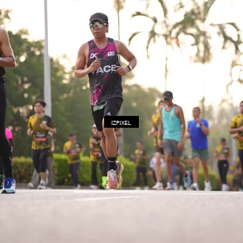 Runner Photo 6399178
