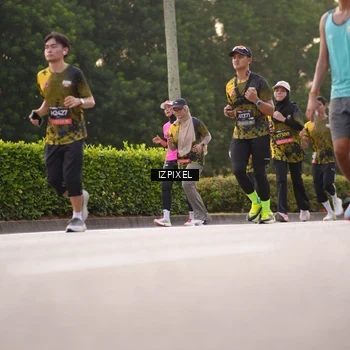 Runner Photo 6399315