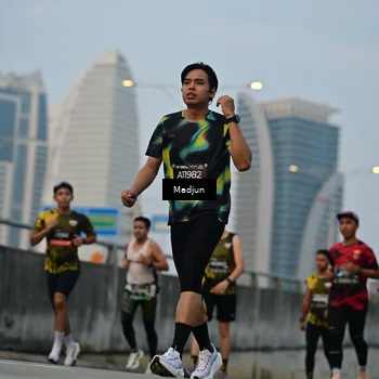 Runner Photo 6399413