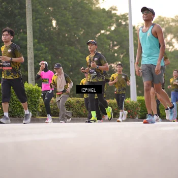 Runner Photo 6399448