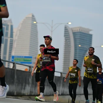 Runner Photo 6399453