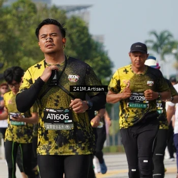 Runner Photo 6399716