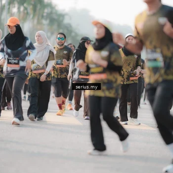 Runner Photo 6399732