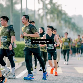 Runner Photo 6399801