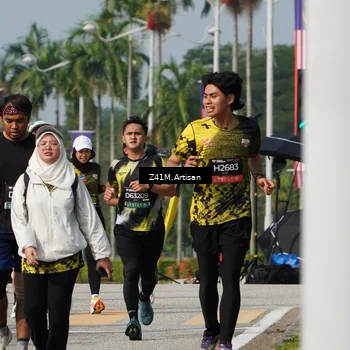 Runner Photo 6399832
