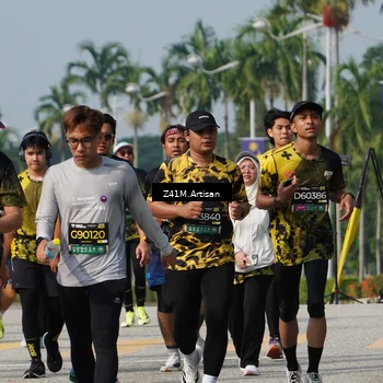 Runner Photo 6399860